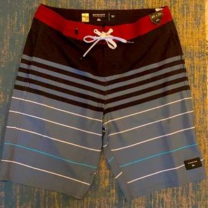 Quicksilver Men’s Board Shorts  30